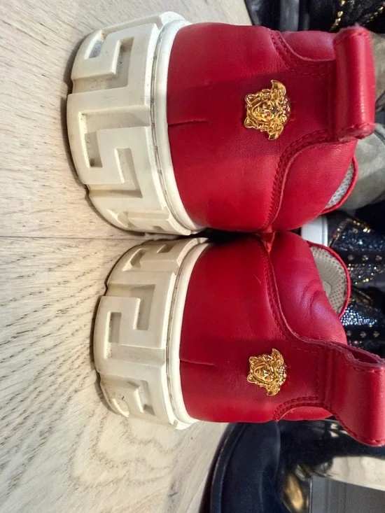 Versace Red Velvet Slip-On Loafers with Embellished Crown - Picture 5 of 9